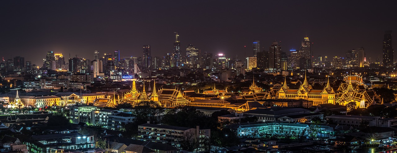 Chao Phraya River Dinner Cruise: Bangkok's Waterfront Dining