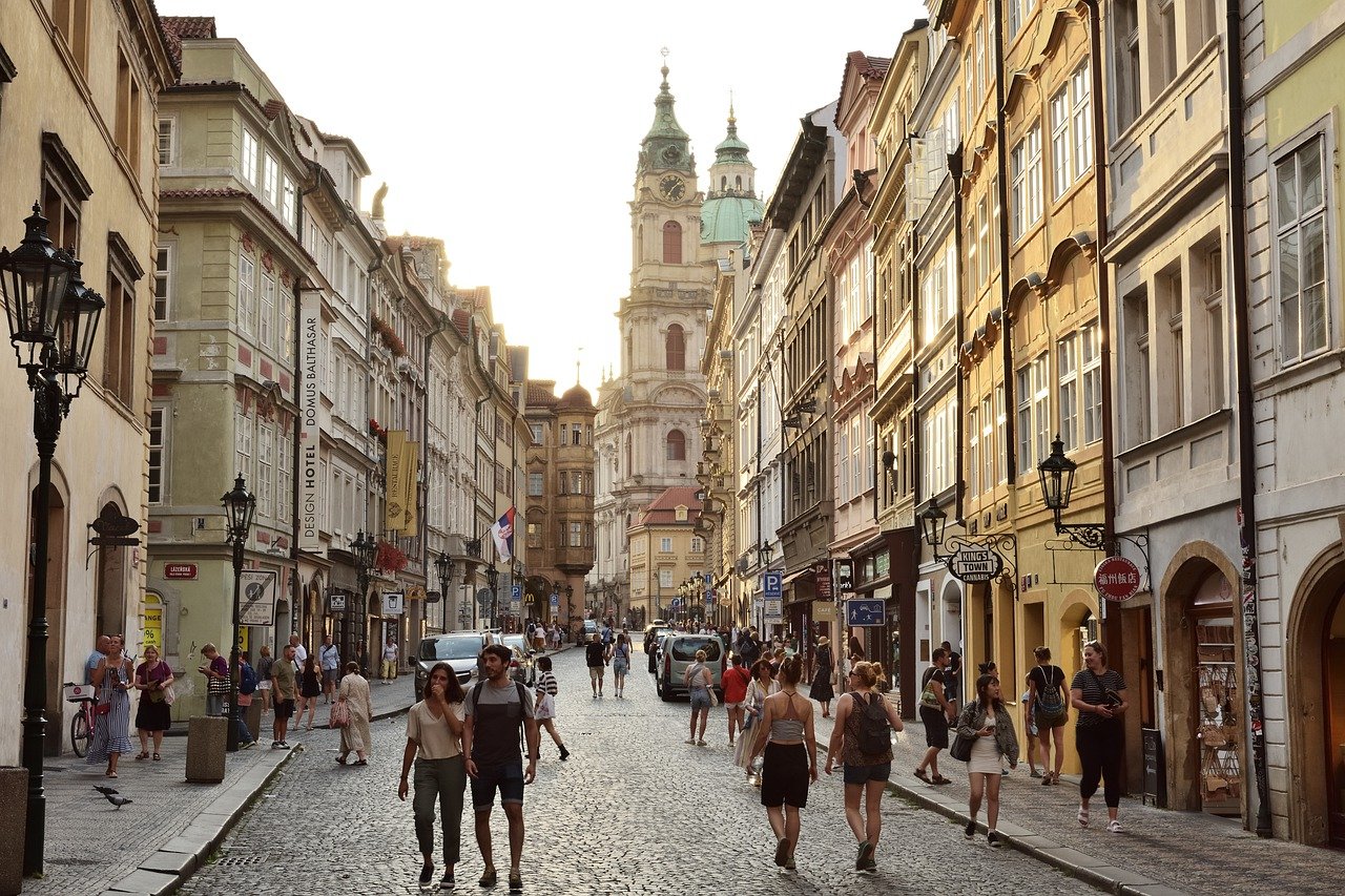 Prague's Beer Halls: Tasting Czech Beer Culture